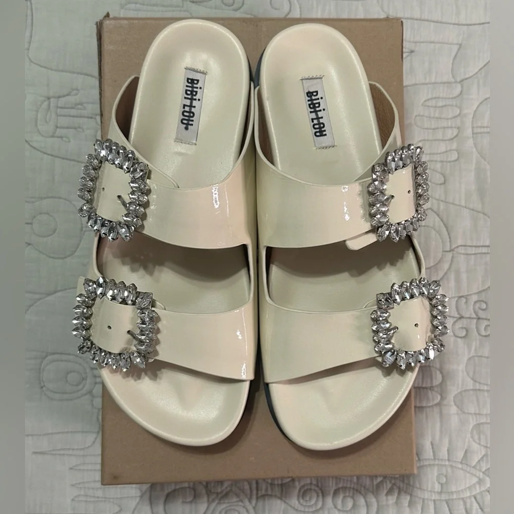 NEW Bibi Lou Crystal Buckles Bibi Lou Rose 38 Off White Cream Anthropologie